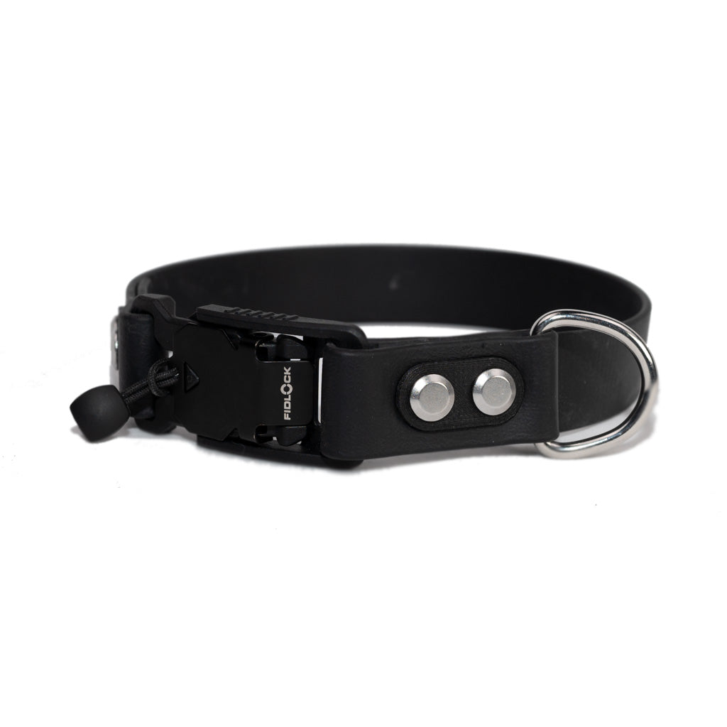 black collar with quick release buckle and silver hardware made by darn.dog