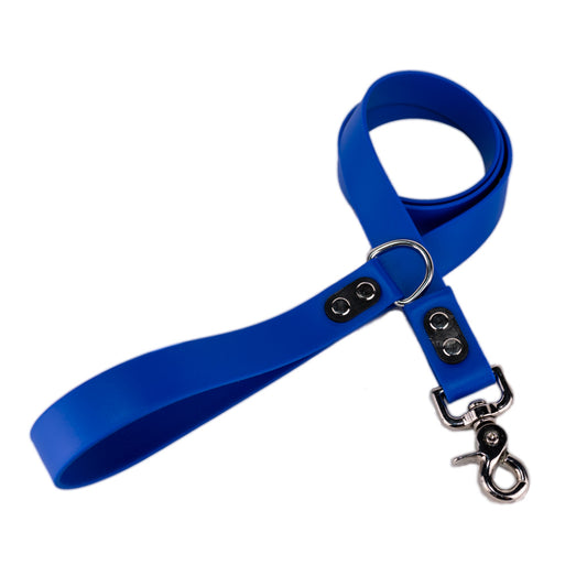 blue dog leash made with a trigger swivel snap and silver hardware created by darn.dog